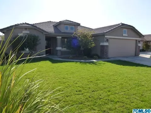 4115 E Hillcrest Ave, Visalia, CA 93292 photo 1
