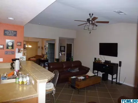 4115 E Hillcrest Ave, Visalia, CA 93292 photo 11