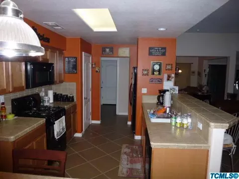 4115 E Hillcrest Ave, Visalia, CA 93292 photo 10