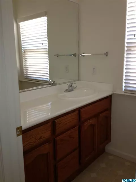 1410 E Mesa Ct, Visalia, CA 93292 photo 14