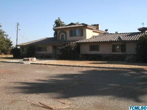 1829 E Caldwell Ave, Visalia, CA 93292 photo 1