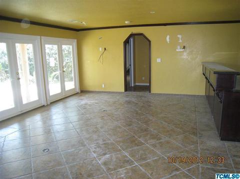 1829 E Caldwell Ave, Visalia, CA 93292 photo 4
