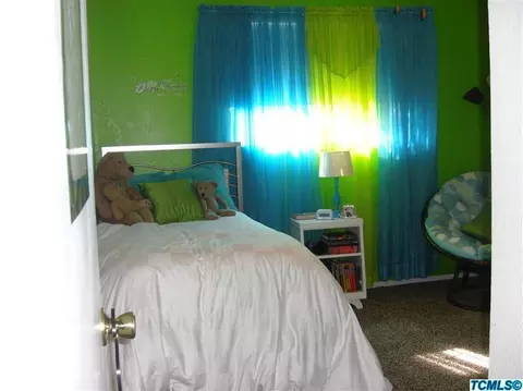 307 Evergreen Ave, Visalia, CA 93277 photo 8