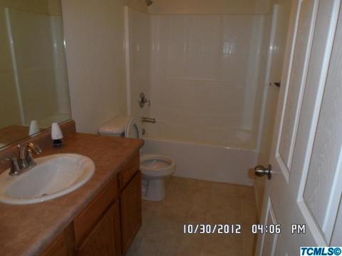 4305 E Vista Ave, Visalia, CA 93292 photo 5