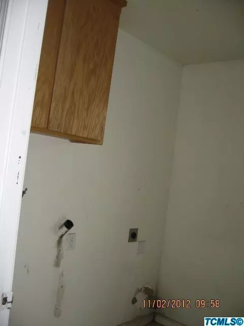 2068 Orange Ave, Selma, CA 93662 photo 5