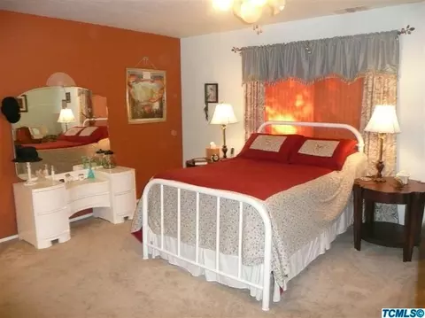 1031 E Howard Ct, Visalia, CA 93292 photo 15