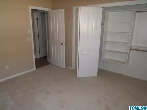 3012 E Sycamore Ave, Visalia, CA 93292 photo 10