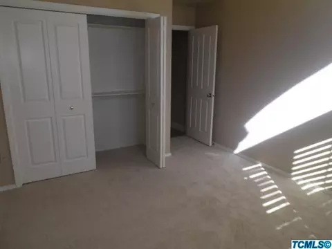 3012 E Sycamore Ave, Visalia, CA 93292 photo 9