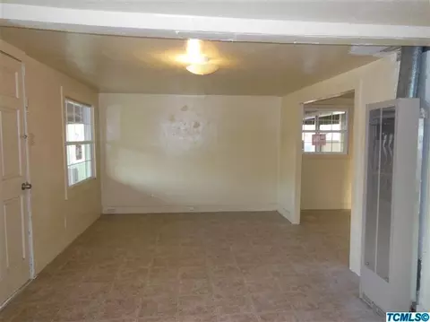 963 Ellsworth Ave, Pixley, CA 93256 photo 10