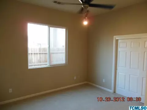 2247 N Carson Ct, Visalia, CA 93291 photo 8