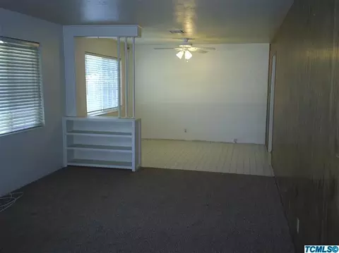 949 E Pine Dr, Tulare, CA 93274 photo 7