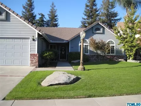 482 E Wilson Ave, Tulare, CA 93274 photo 1