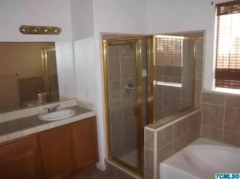 4247 E Cambridge Ave, Visalia, CA 93292 photo 12