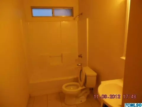 1621 E Washington Ave, Reedley, CA 93654 photo 5