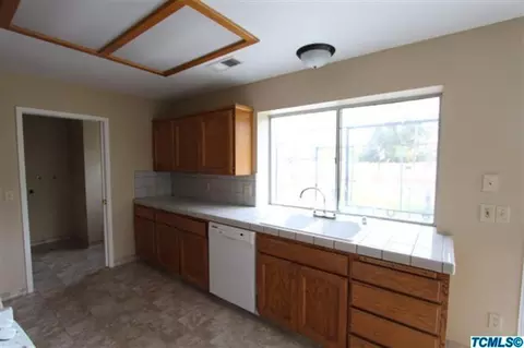 6792 N Highland Ave, Clovis, CA 93619 photo 9