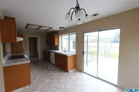 6792 N Highland Ave, Clovis, CA 93619 photo 7