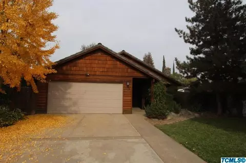 148 E Myrtle Ave, Reedley, CA 93654 photo 1