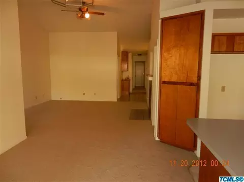 2432 E Parker Ct, Visalia, CA 93292 photo 9