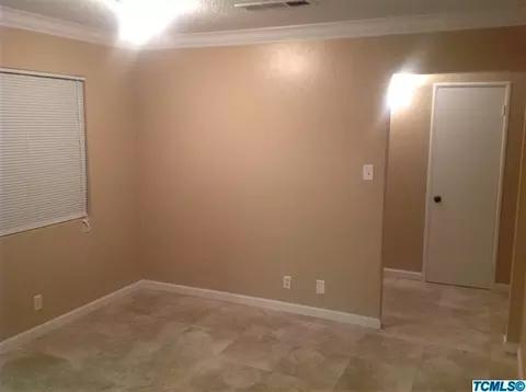 2264 E Lemmon Way, Hanford, CA 93230 photo 6