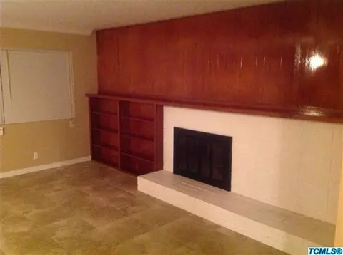 2264 E Lemmon Way, Hanford, CA 93230 photo 5