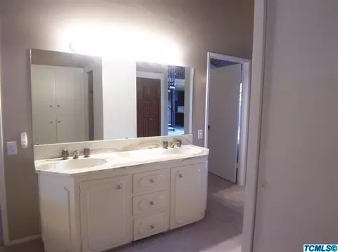 332 Sycamore Dr, Exeter, CA 93221 photo 5