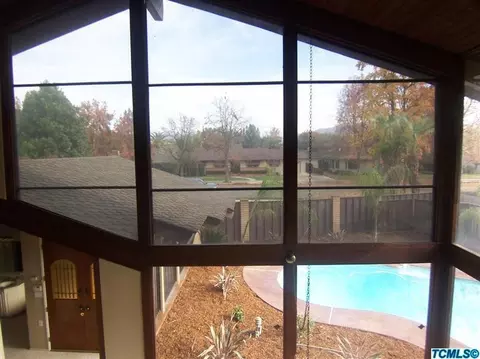 332 Sycamore Dr, Exeter, CA 93221 photo 2