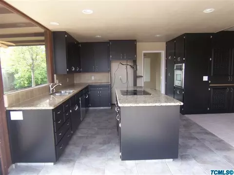 332 Sycamore Dr, Exeter, CA 93221 photo 9