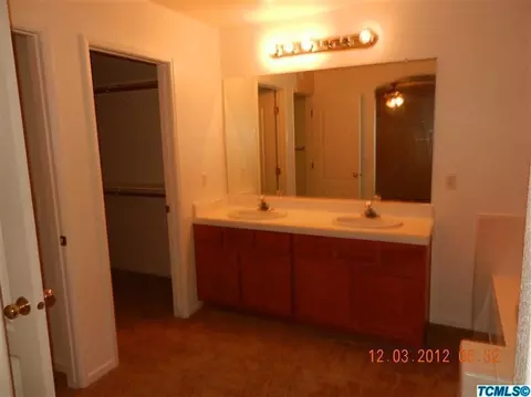 1308 Summerwind Dr, Lemoore, CA 93245 photo 6