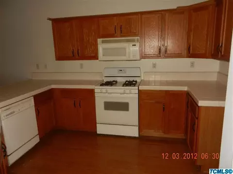 1308 Summerwind Dr, Lemoore, CA 93245 photo 10