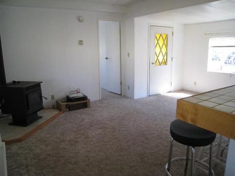 1613 Dunbar, Bishop, CA 93514 photo 2