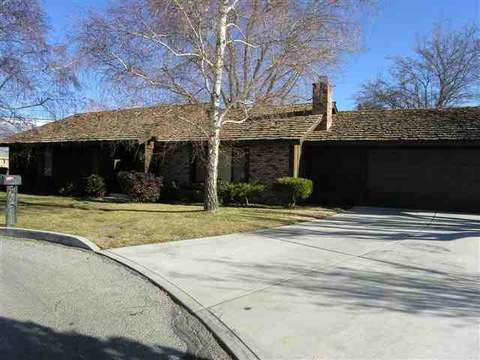 646 Maple Ave, Bishop, CA 93514 photo 1