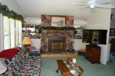 2215 Mccree Ave, Bishop, CA 93514 photo 3