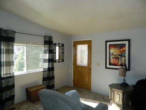 27 Bette Lou Ln, Big Pine, CA 93513 photo 2