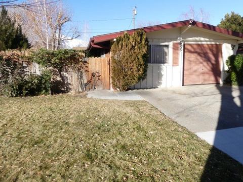 255 Meadow Ln, Bishop, CA 93514 photo 2