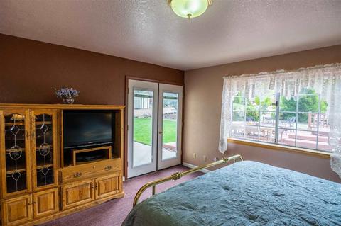 981 Eastside Rd, Coleville, CA 96107 photo 17