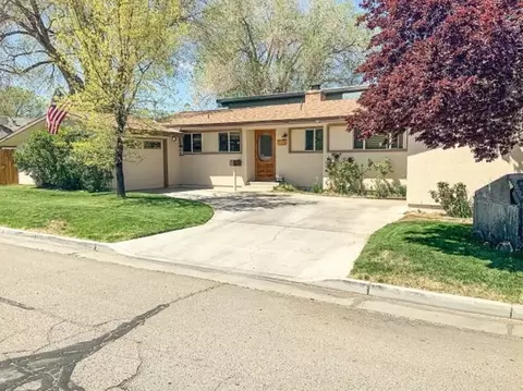 451 E Line St, Bishop, CA 93514 photo 1