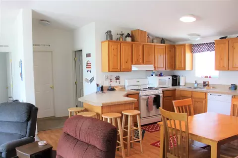 1087 E Mono Lake Dr, Lee Vining, CA 93541 photo 9