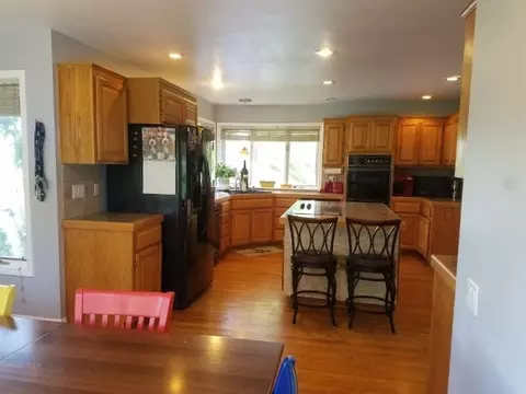 2335 Sunset Dr, Bishop, CA 93514 photo 8