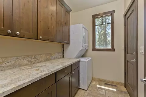 150 E Bear Lake Dr, Mammoth Lakes, CA 93546 photo 27