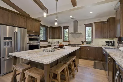 150 E Bear Lake Dr, Mammoth Lakes, CA 93546 photo 8
