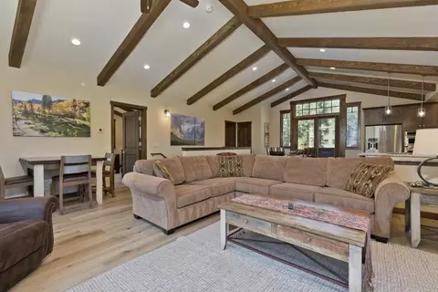 150 E Bear Lake Dr, Mammoth Lakes, CA 93546 photo 9
