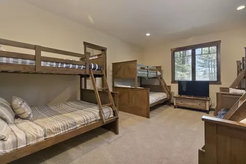150 E Bear Lake Dr, Mammoth Lakes, CA 93546 photo 21