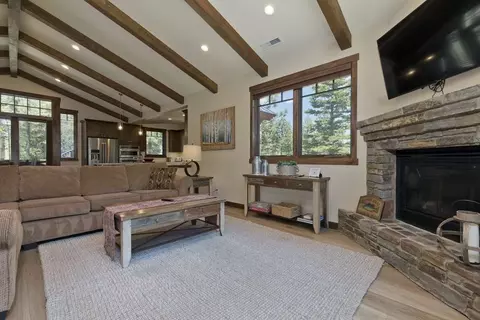 150 E Bear Lake Dr, Mammoth Lakes, CA 93546 photo 11