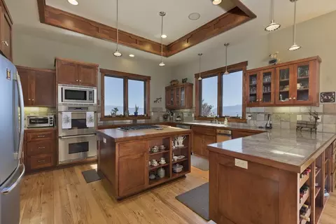 85 Cougar Run, Swall Meadows, CA 93514 photo 14
