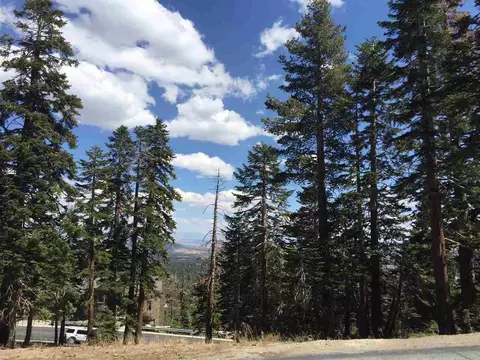 2 Greyhawk Ct, Mammoth Lakes, CA 93546 photo 4