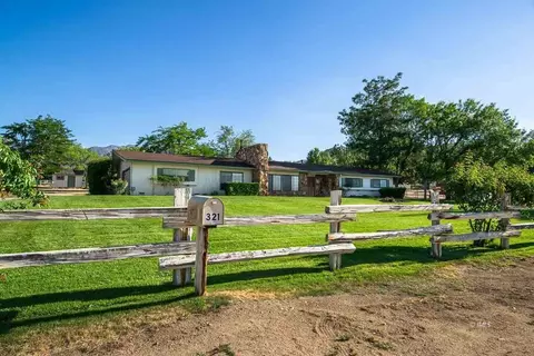 321 Rocking K Rd, Bishop, CA 93514 photo 1