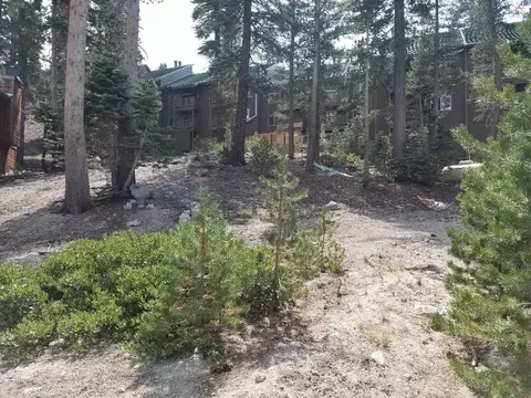 211 Rainbow Pl, Mammoth Lakes, CA 93546 photo 1