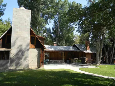 240 Ocean View Rd, Bishop, CA 93514 photo 1
