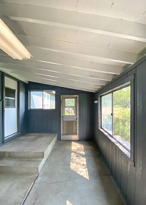 325 Dewey St, Big Pine, CA 93513 photo 10