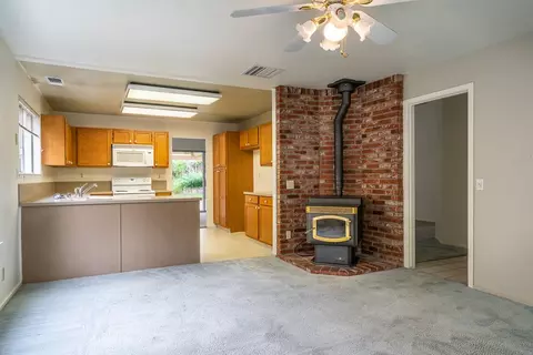 2336 Apache Dr, Bishop, CA 93514 photo 3